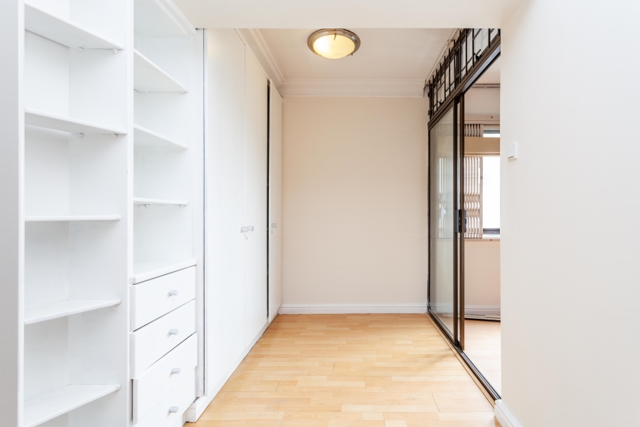3 Bedroom Property for Sale in Sea Point Western Cape